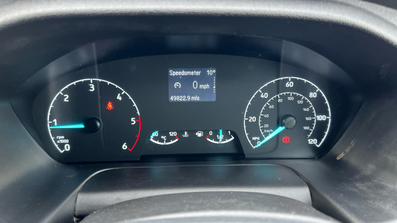 Ford Transit Custom 300 L2 Diesel Fwd 2.0 EcoBlue 130ps Low Roof Limited Van